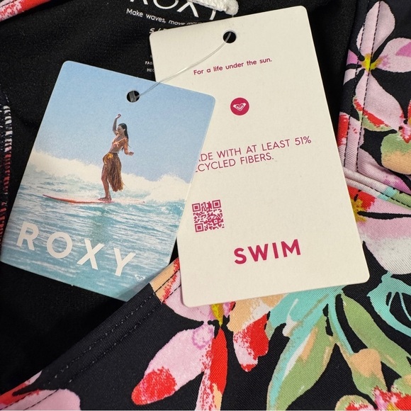 ROXY One Piece Swimsuit Size S Floral Cutout Halter NWT - Picture 8 of 8